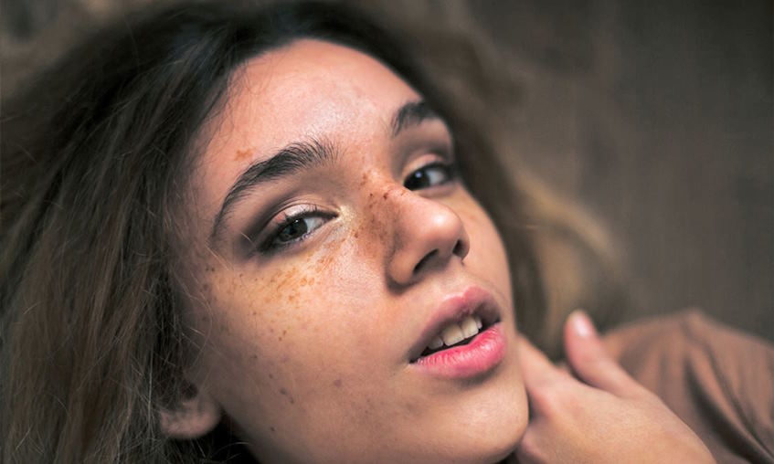 makeup for freckled faces